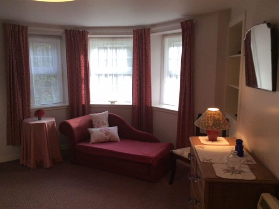 Furniture, Table, Window, Curtain, Comfort, Wood, Shade, Textile, Interior Design
