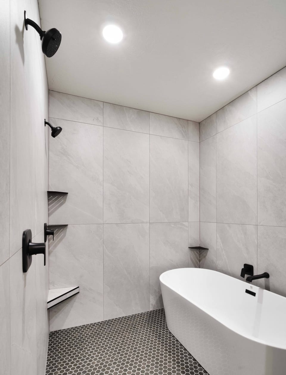 Custom Shower & Tub
