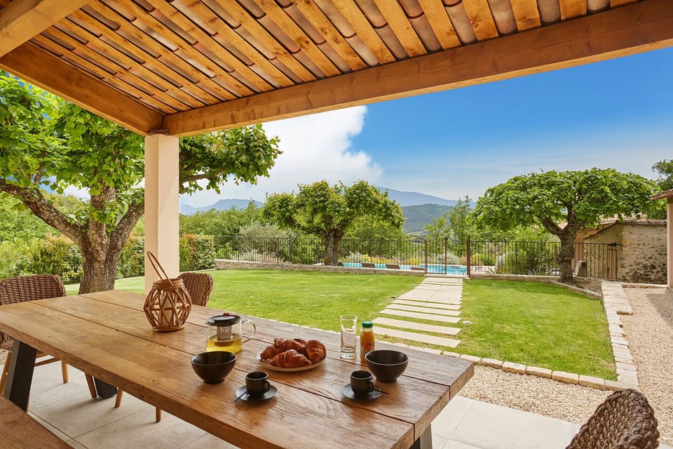 Dream villa rental in Provence