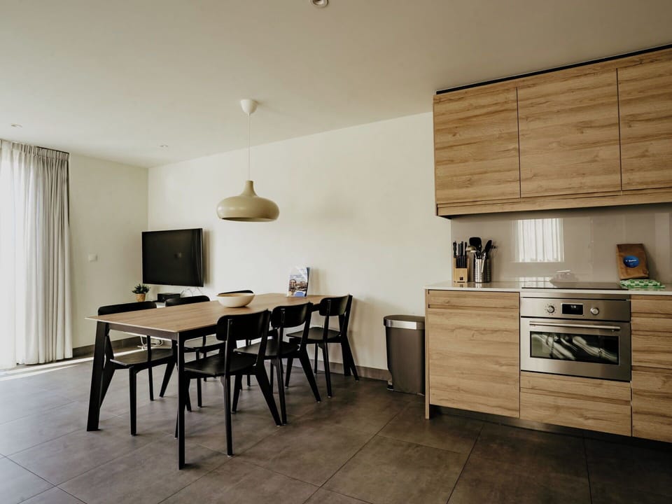 Furniture, Interior Design, Flooring, Floor, Wood, Wood Flooring, Chair, Table, Kitchen & Dining Room Table, Ceiling