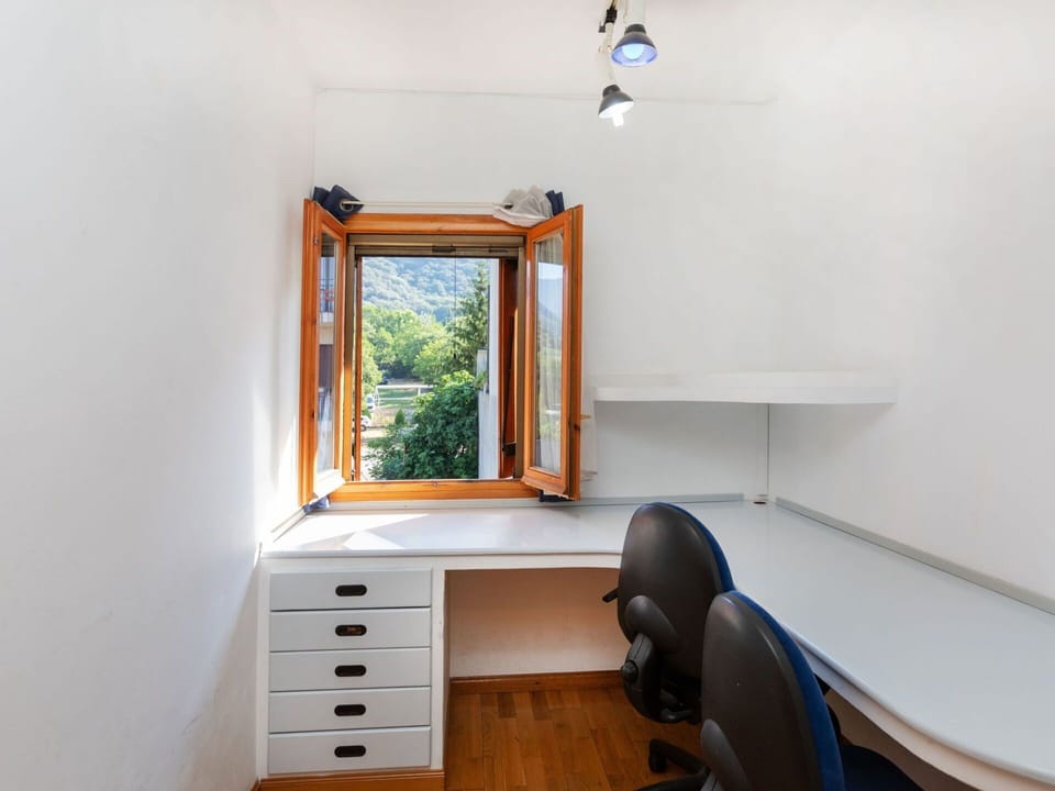 Furniture, Property, Cabinetry, Wood, Interior Design, Mirror, Paint, Rectangle, Drawer, Shelving
