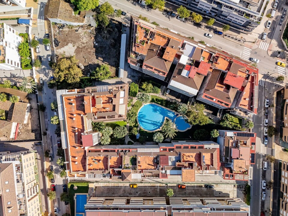 Tree, Residential Area, Swimming Pool, Human Settlement, Urban Design, Apartment, Condominium, Resort, Aerial Photography, Bird'S-Eye View
