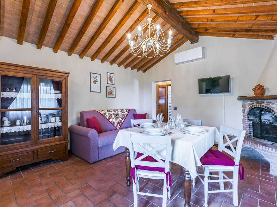 Table, Furniture, Property, Picture Frame, Decoration, Couch, Wood, Window, Lighting, Interior Design