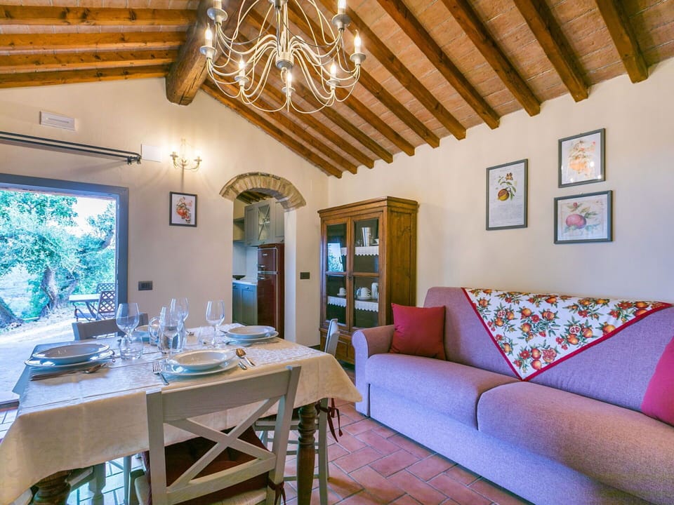 Table, Furniture, Picture Frame, Property, Couch, Decoration, Lighting, Interior Design, Chair, Wood