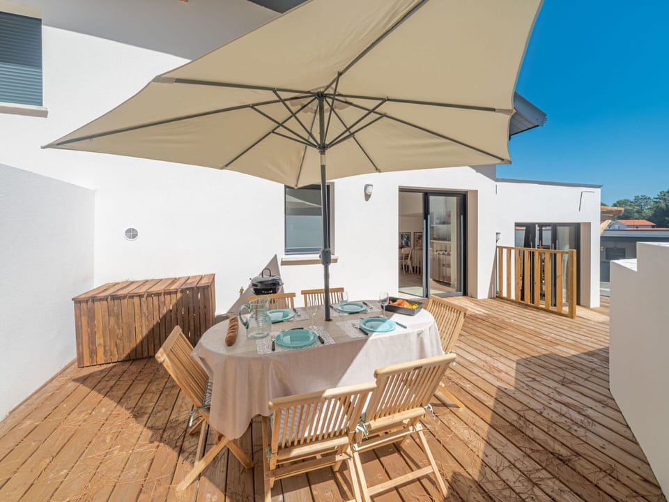 Table, Furniture, Property, Building, Chair, Wood, Shade, Outdoor Furniture, Interior Design, Sky