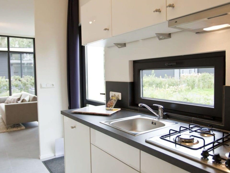 Cabinetry, Kitchen Sink, Countertop, Sink, Tap, Window, Kitchen, Building, Plumbing Fixture, Wood