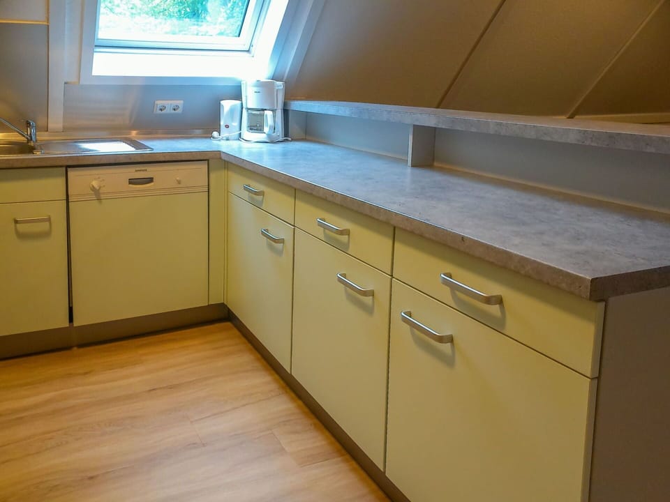 Countertop, Cabinetry, Kitchen Sink, Property, Sink, Tap, Drawer, Kitchen, Wood, Chair