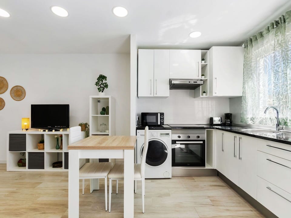 Furniture, Cabinetry, Property, Countertop, Table, Sink, White, Wood, Interior Design, Kitchen Stove