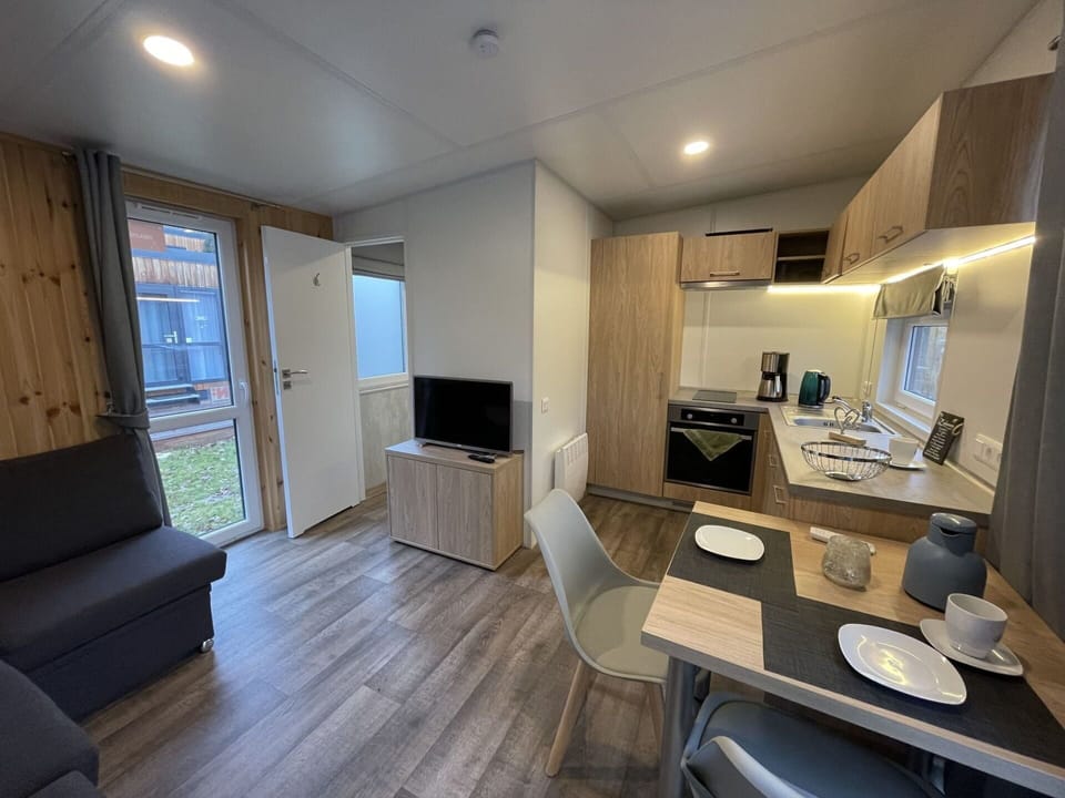 Furniture, Table, Couch, Cabinetry, Wood, Interior Design, Countertop, Living Room, Flooring, Chair