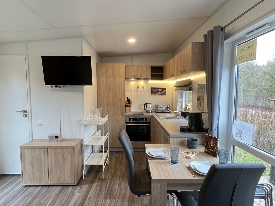 Furniture, Table, Property, Chair, Kitchen, Interior Design, Wood, Building, Countertop, Couch