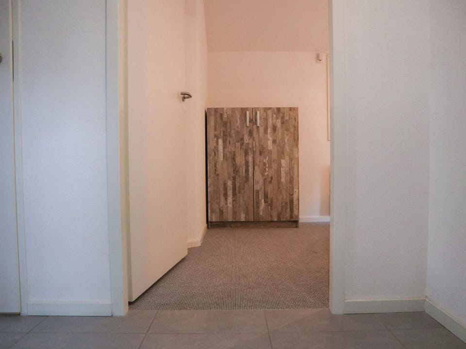 Wood, Flooring, Art, Hardwood, Paint, Ceiling, Event, Beige