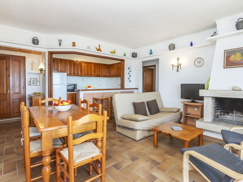 Furniture, Interior Design, Flooring, Ceiling, Floor, Table, Room, Kitchen & Dining Room Table, Kitchen, Chair