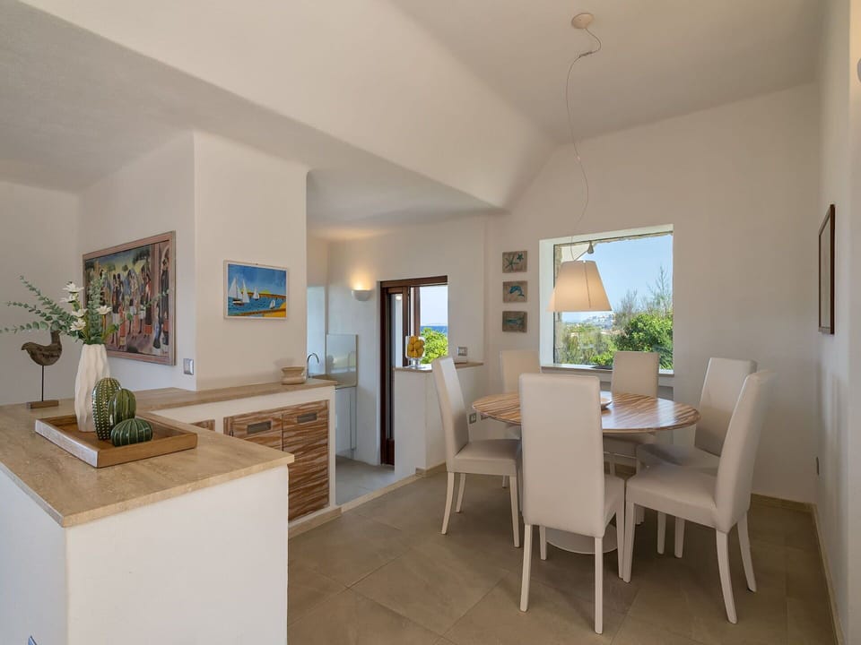 Sky, Property, Furniture, Building, Table, Interior Design, Shade, Plant, Leisure, Condominium