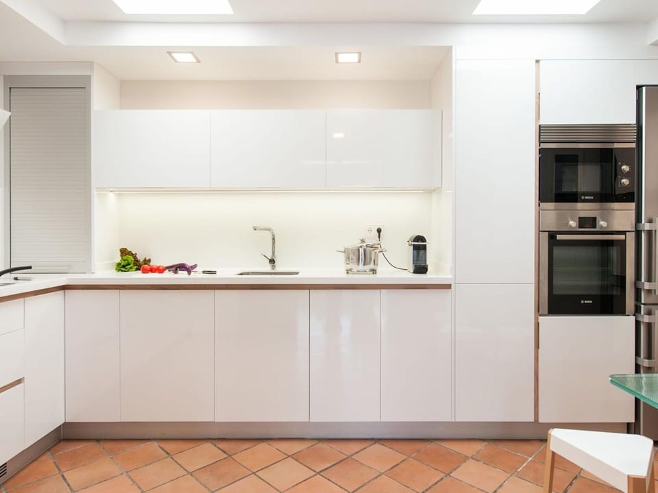 Cabinetry, Kitchen Sink, Countertop, Sink, Tap, Kitchen, Kitchen Stove, Plumbing Fixture, Wood, Interior Design