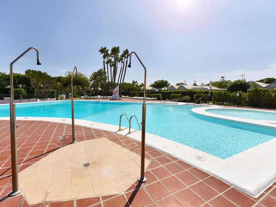 Water, Sky, Cloud, Property, Swimming Pool, Seaside Resort, Azure, Blue, Building, Outdoor Furniture