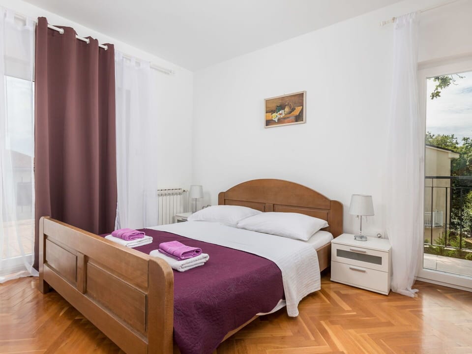 Property, Furniture, Comfort, Wood, Bed Frame, Cabinetry, Interior Design, Building, Flooring, Floor
