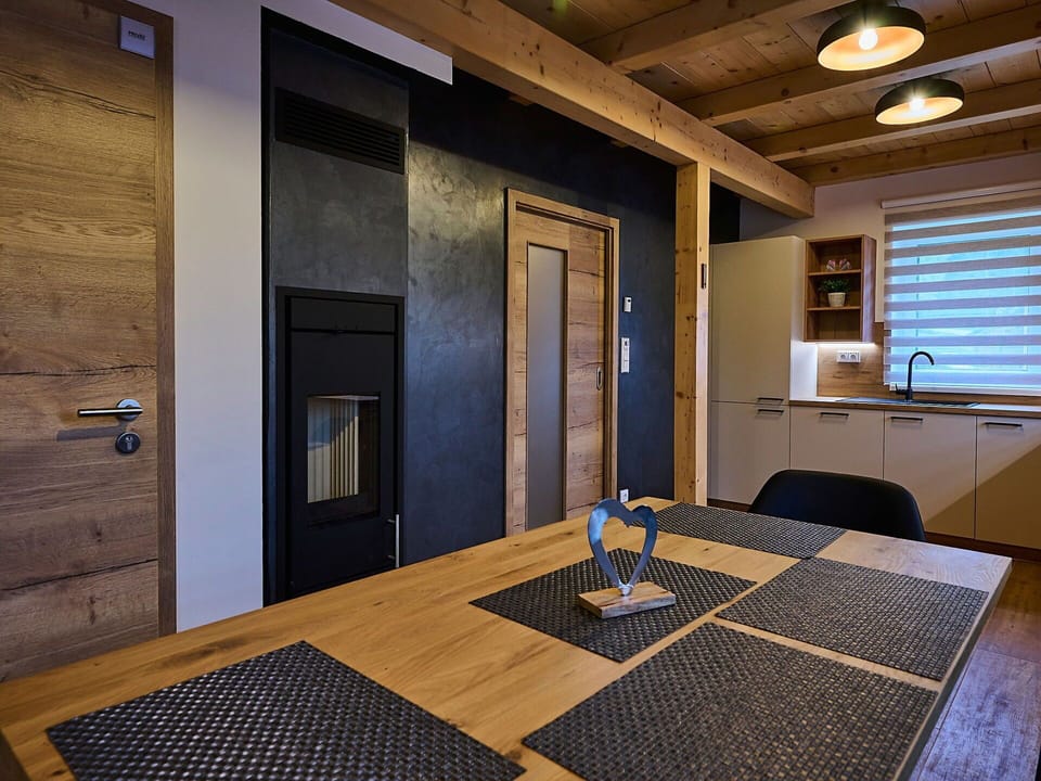 Property, Window, Wood, Interior Design, Door, Floor, Flooring, Window Blind, Wood Stain