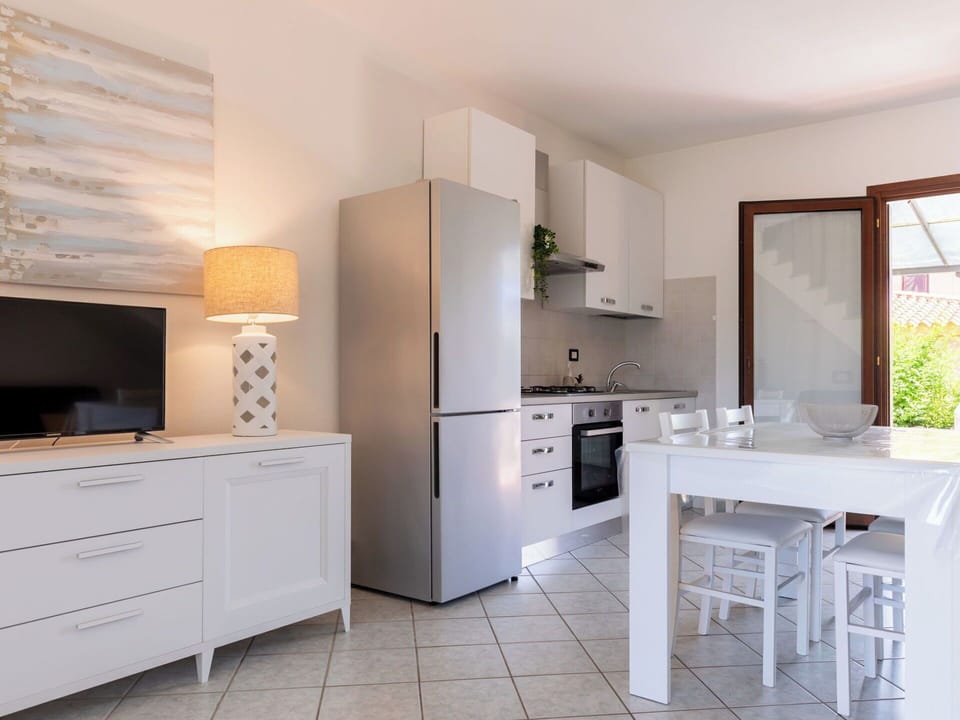 Furniture, Interior Design, Flooring, Wood, Floor, Cabinetry, Countertop, Room, Chair, Ceiling