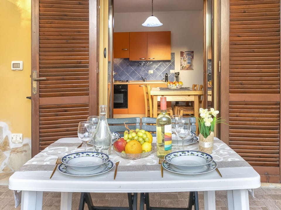 Plant, Sky, Cloud, Property, Leaf, Building, Wood, Vegetation, Architecture, Flower