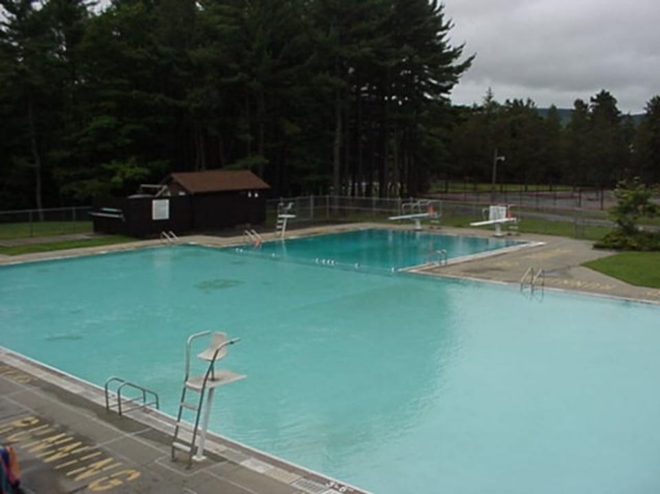 Just a couple of minutes drive or a 10 minute walk is a community swimming pool!