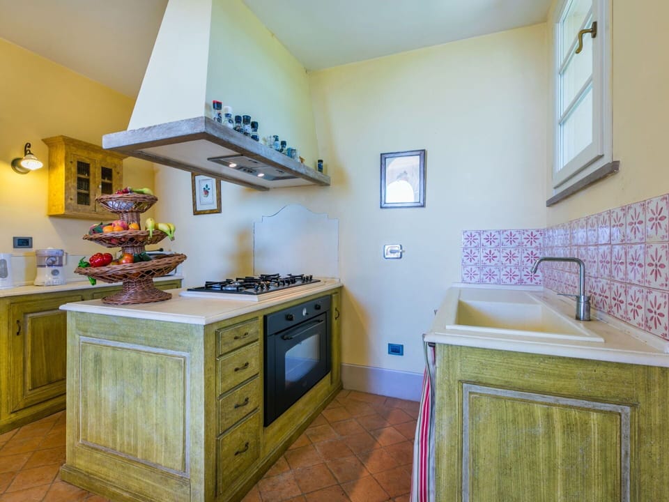 Cabinetry, Property, Building, Drawer, Window, Wood, Kitchen, Kitchen Appliance, Interior Design, Yellow