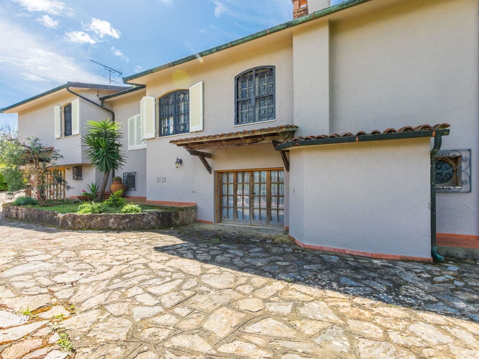 Residential Area, Estate, Hacienda, Design, Villa, Flagstone, Balcony, Courtyard, Houseplant