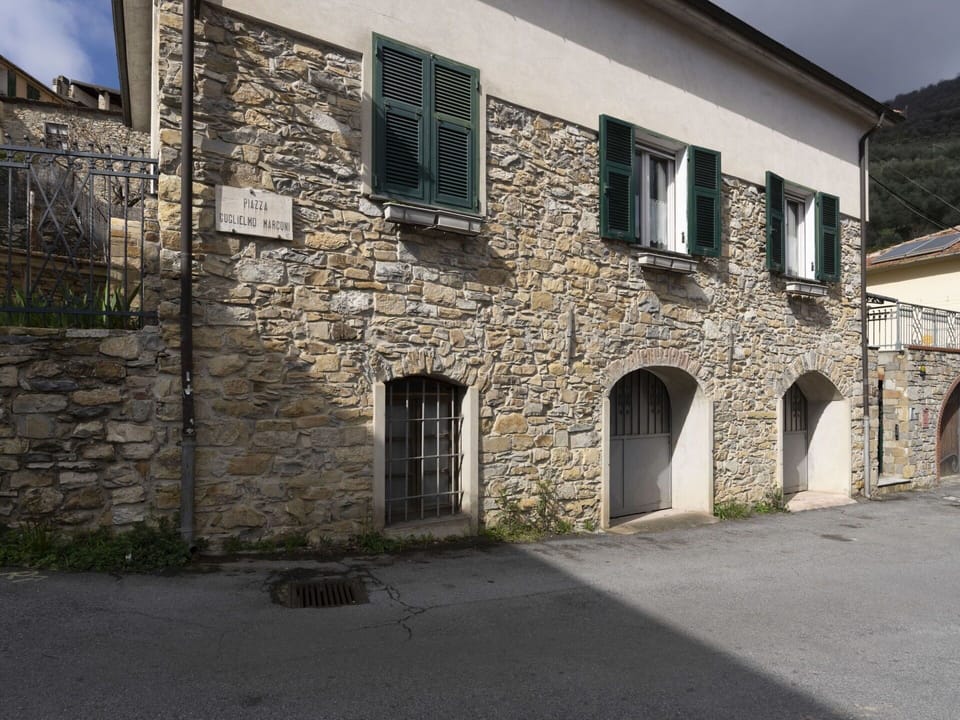 Property, Window, Building, Plant, Architecture, Door, House, Road Surface, Cottage, Brick