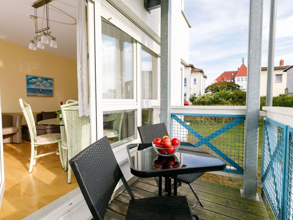 Furniture, Table, Property, Building, Chair, Shade, Outdoor Furniture, Interior Design, Outdoor Table, Plant
