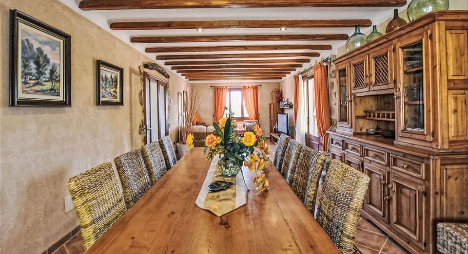 Picture Frame, Building, Table, Wood, Cabinetry, Interior Design, Chair, Floor, Flooring, Flower