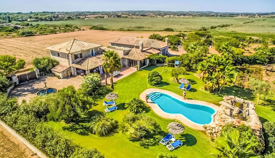 Water, Water Resources, Plant, Sky, Natural Landscape, Swimming Pool, Land Lot, Tree, Grass, Building