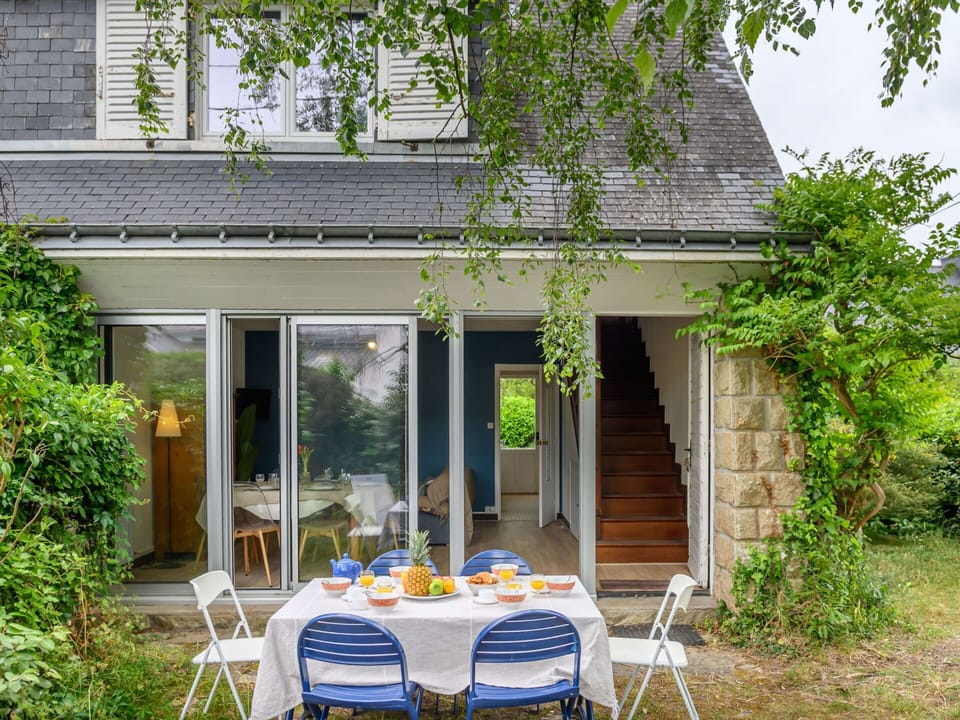 Wood, Shrub, Home, Furniture, House, Cottage, Chair, Outdoor Furniture, Garden