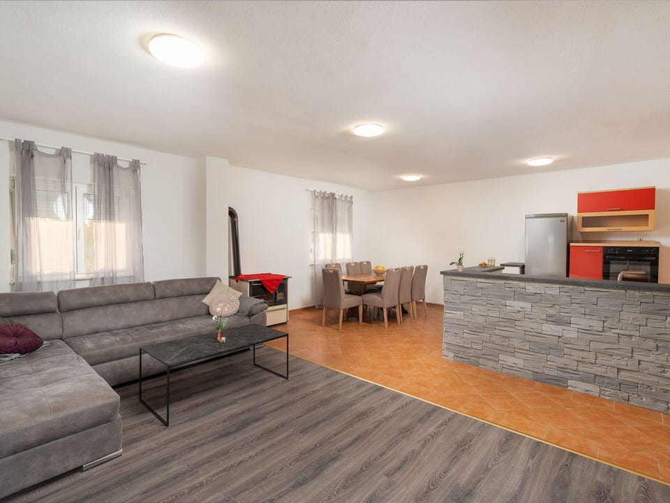 Furniture, Flooring, Interior Design, Floor, Wood, Couch, Ceiling, Room, Living Room, Home