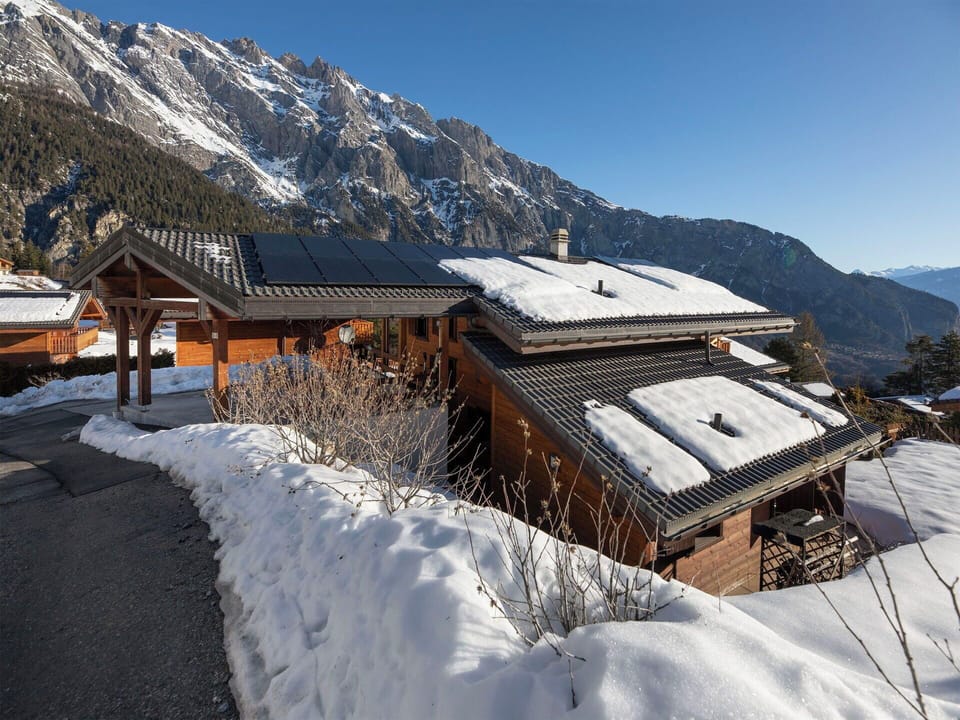 Mountainous Landforms, Mountain, Roof, House, Architecture, Home, Landscape, Snow, Mountain Range, Hill Station