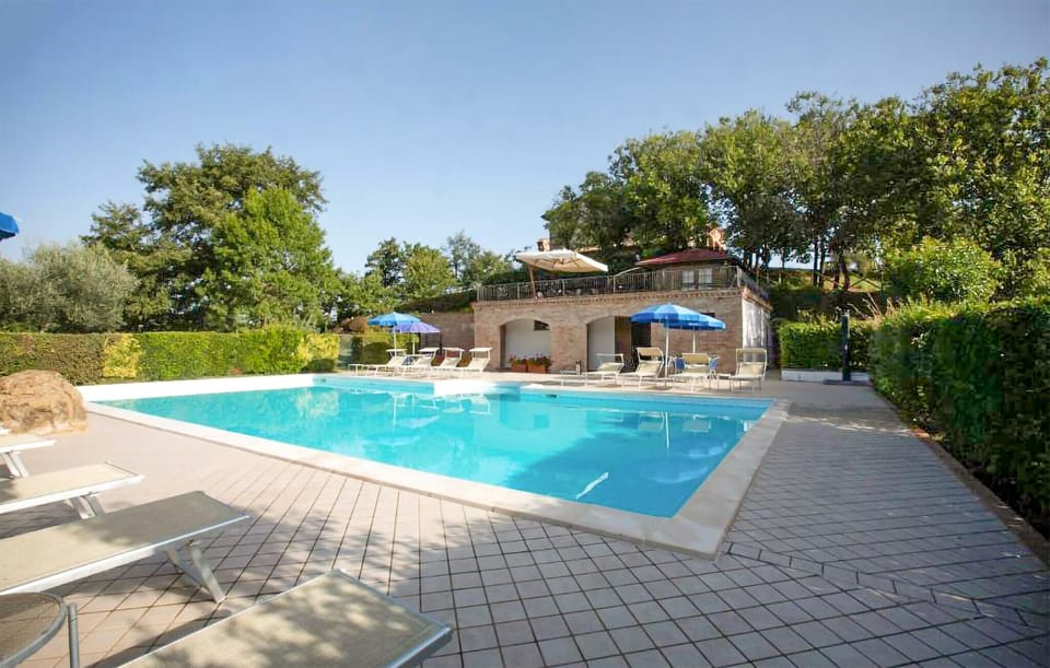 pool