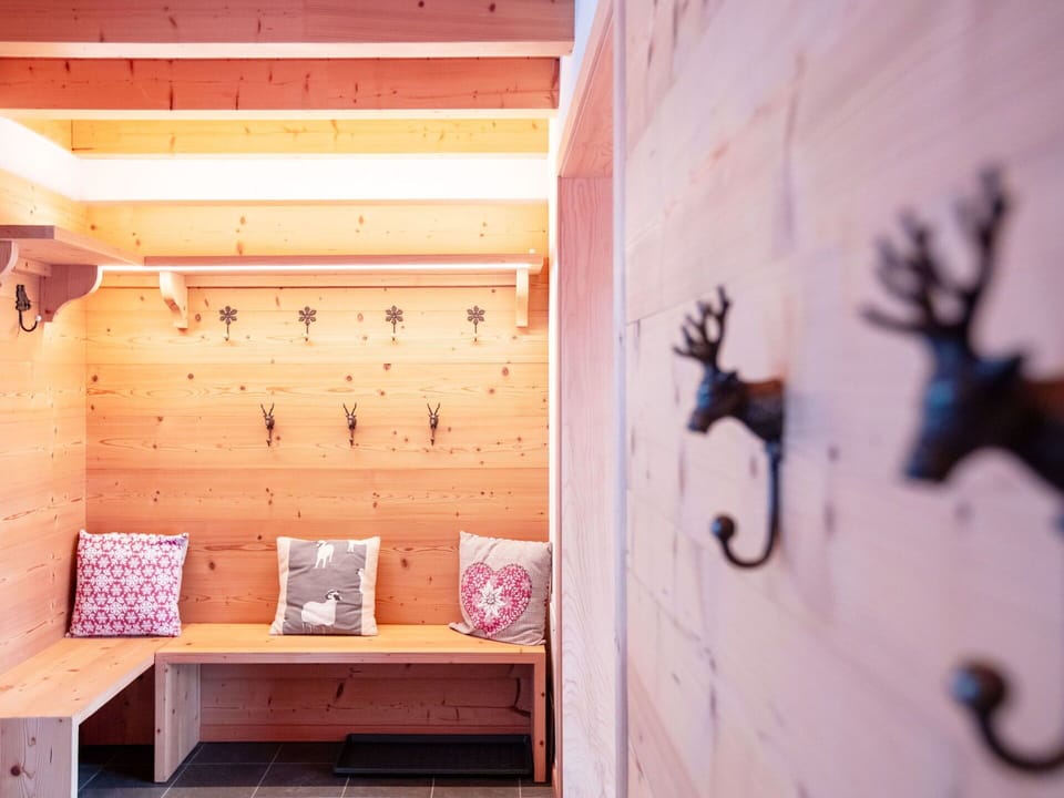 Wood, House, Wall, Building, Hardwood, Flooring, Wood Stain, Room, Plywood, Shelving