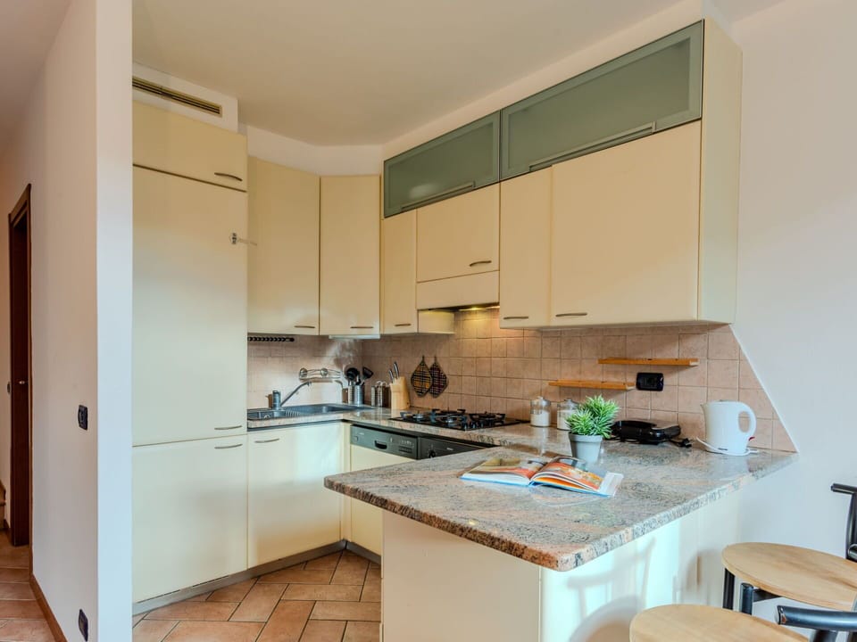 Building, Sky, Plant, Property, Water, Azure, Window, Architecture, Lighting, Interior Design