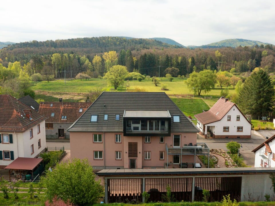 Cloud, Sky, Plant, Building, Property, Window, Mountain, Tree, Natural Landscape, House