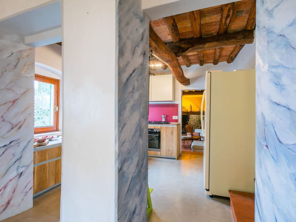 Property, Wood, Floor, Flooring, Material Property, Building, Real Estate, Hall, Hardwood, Ceiling