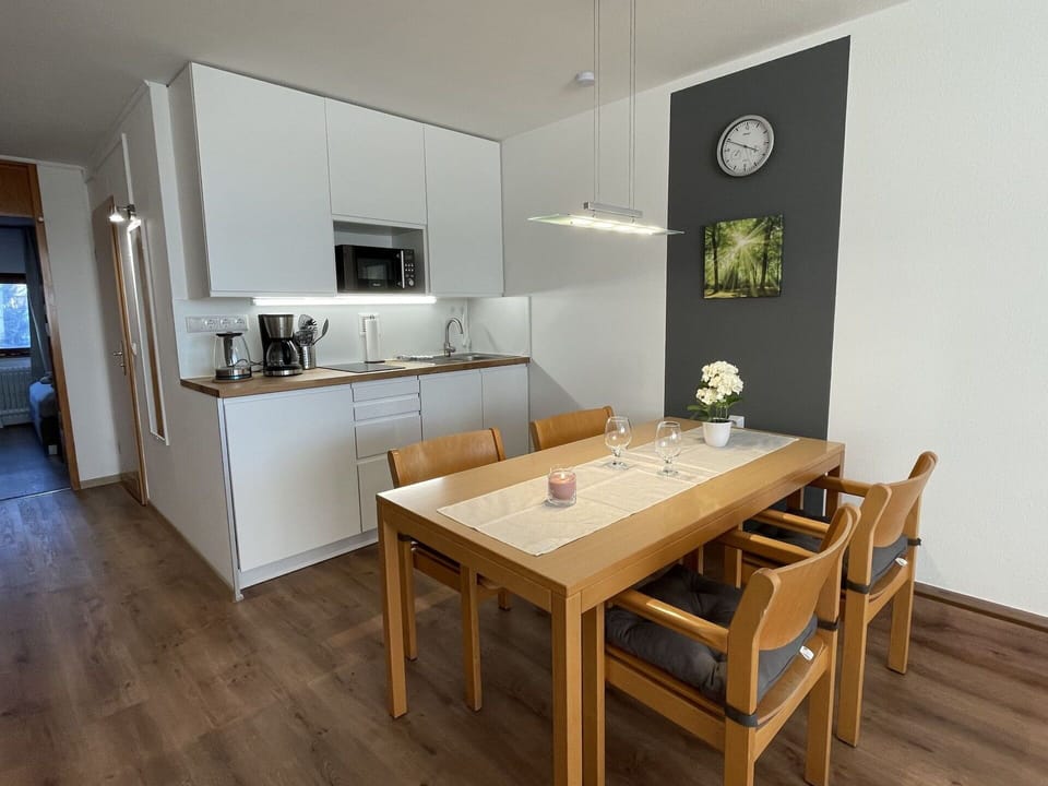 Table, Furniture, Property, Cabinetry, Wood, Interior Design, Chair, Window, Flooring, Floor