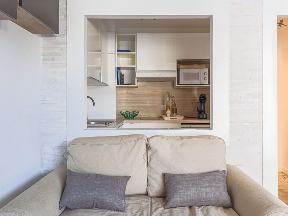 Property, Furniture, Comfort, Rectangle, Wood, Interior Design, Living Room, Shade, Floor