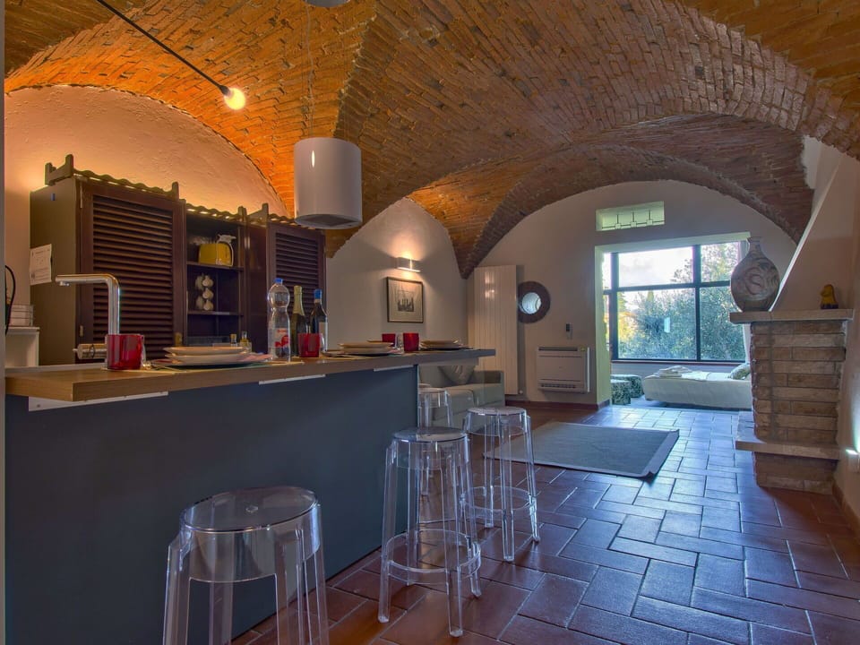 Plant, Sky, Building, Water, Property, Azure, Shade, Umbrella, Outdoor Furniture, Interior Design