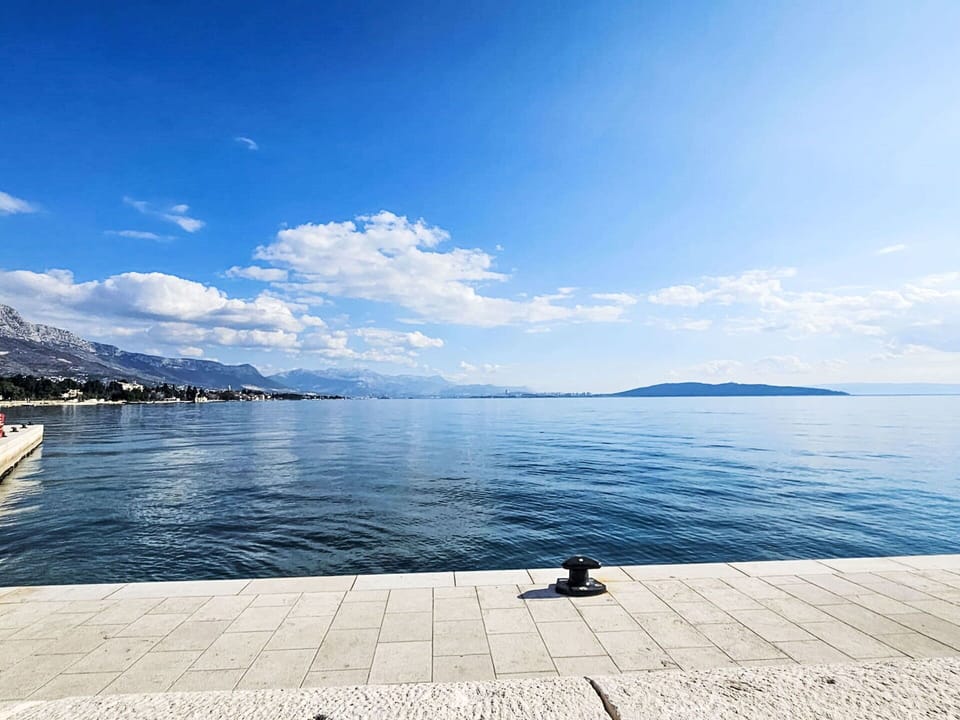 Sky, Blue, Water, Body Of Water, Cloud, Horizon, Coastal And Oceanic Landforms, Sea, Cumulus, Ocean