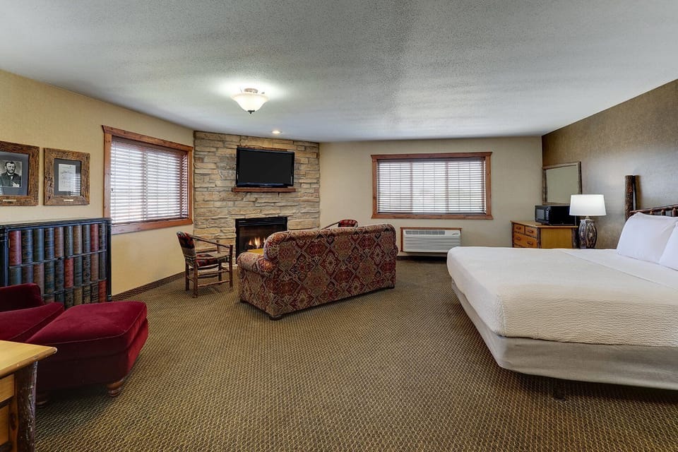 Living area with fireplace