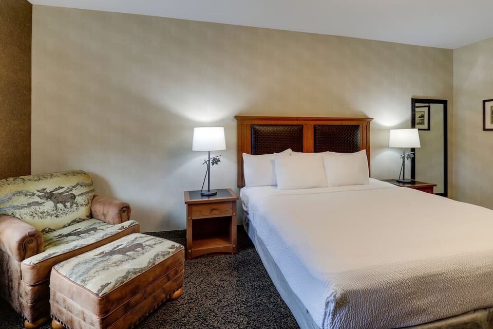 Bedroom. Interior and views may vary based on location and availability.
