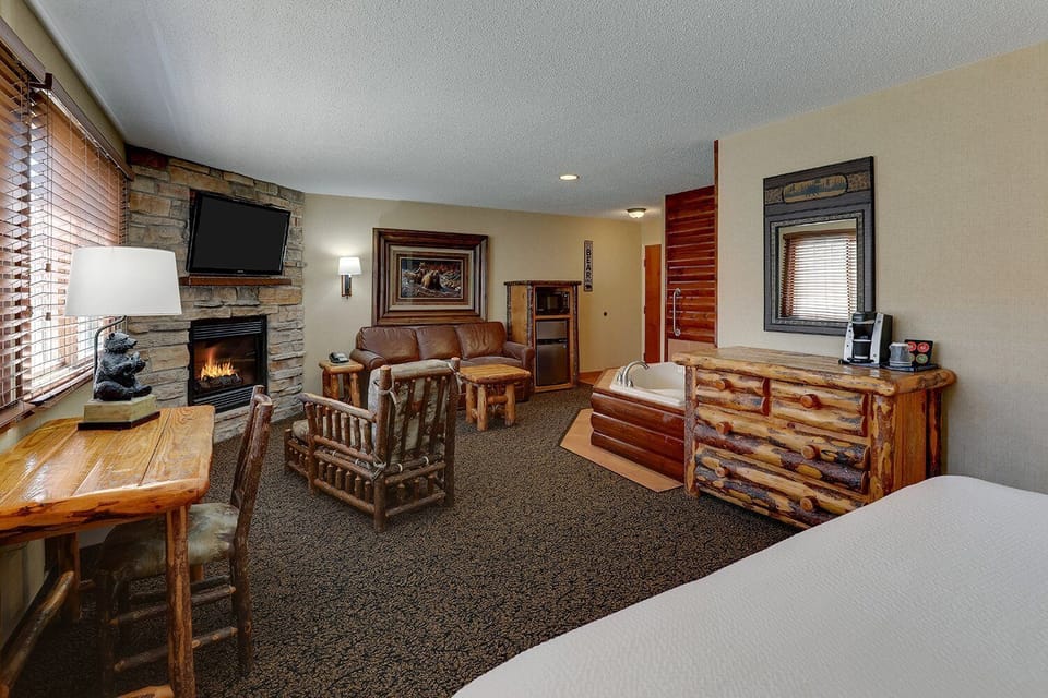 Bedroom. Interior and views may vary based on location and availability.