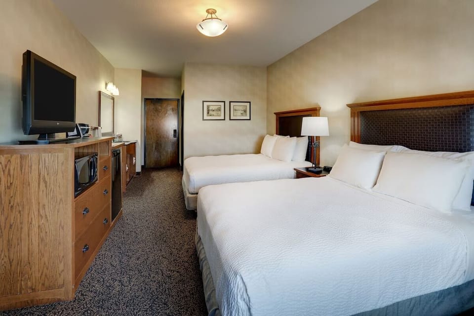 Bedroom. Interior and views may vary based on location and availability.