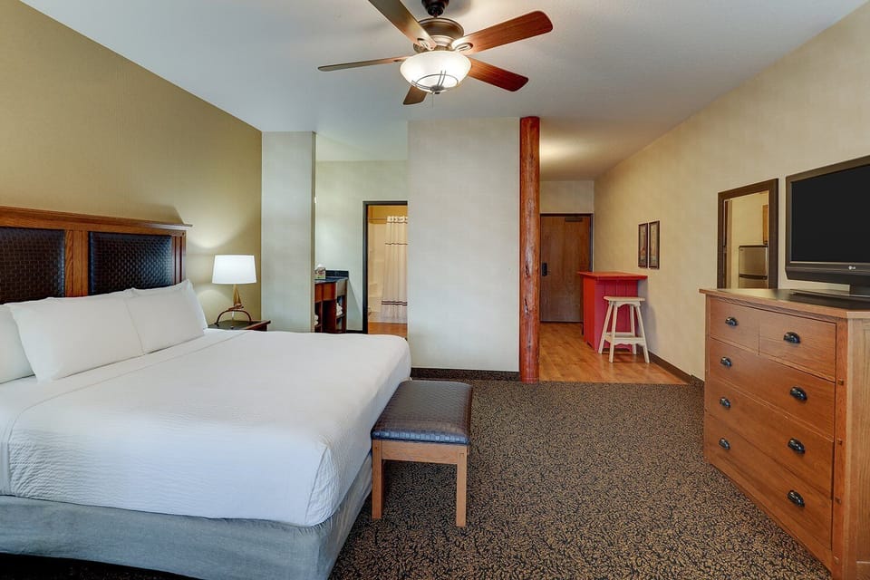 Bedroom. Interior and views may vary based on location and availability.
