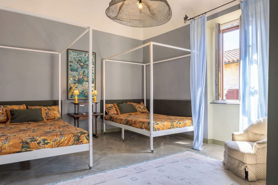 Autumn, Bedroom, Spring, Summer