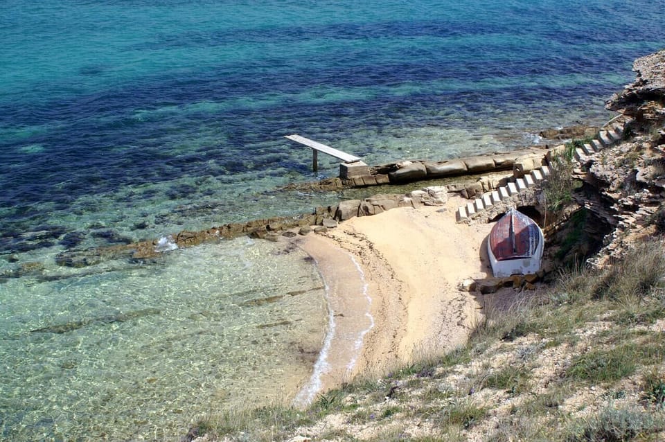 Nearby beaches