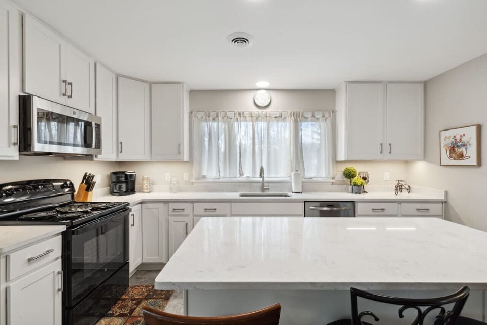Microwave, stove and oven make in-home meals a breeze